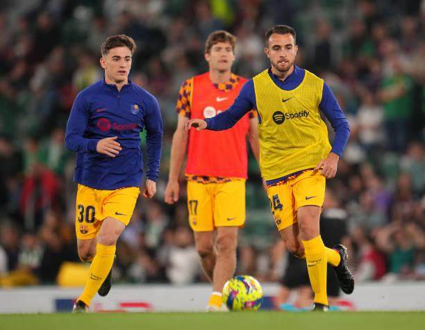 1680408512953010546.jpg 1478804013-612x612.jpg